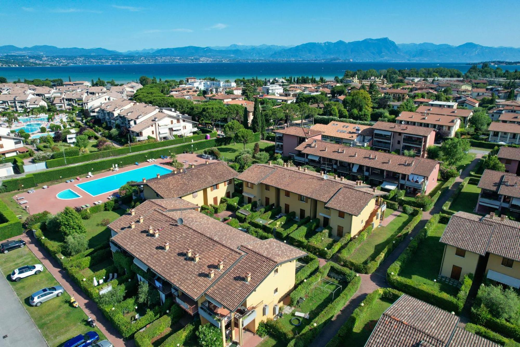 Appartamento Al Cascinale Desenzano del Garda Exterior photo